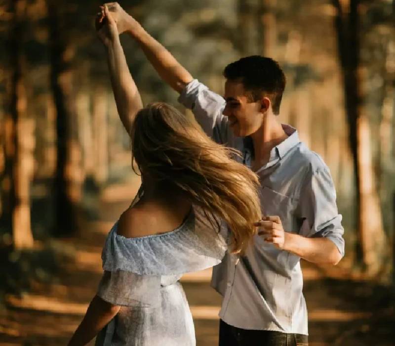 About Love Match Circle